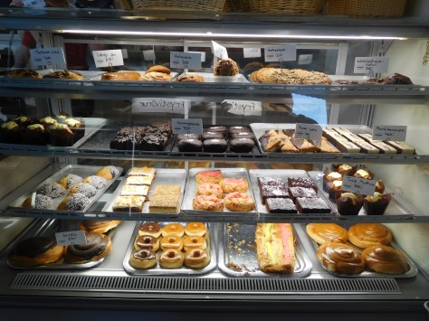 Pastry cabinet of promise